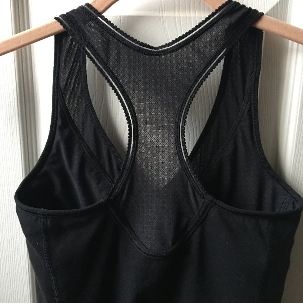 Lululemon Deep Breath Black Mesh Tank  4 - Picture 4 of 9